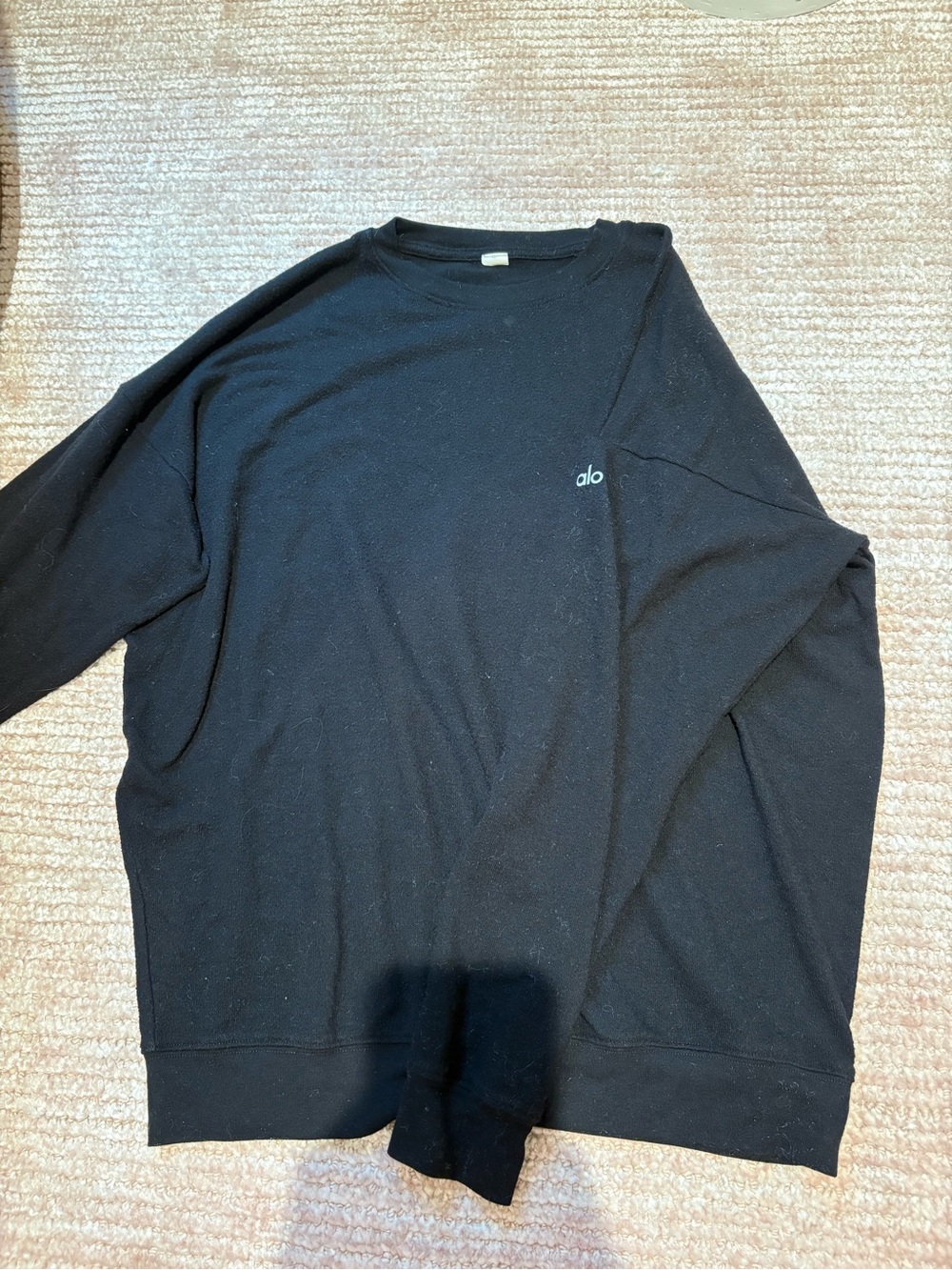 ALO Yoga Women’s Black Long Sleeve Crewneck Pullover